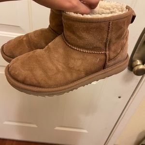 Ultra mini uggs size 6